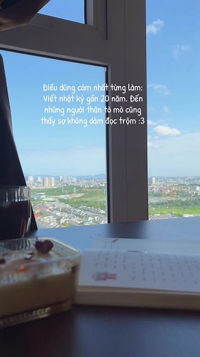 Gần 20 năm viết nhật ký, mình nhận ra những cảm nhận về sự vật/ sự việc là thứ duy nhất thuộc về mình. #vlogcuocsonghangngay #daily #writing #cuocsong #tamtrang #writingdaily #studywithme #xuhuong #viral