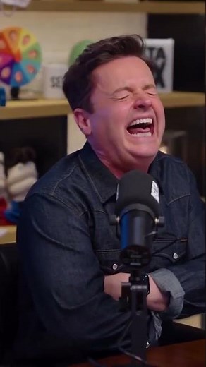 Keep digging that hole Ant 😂 #antanddec #podcast