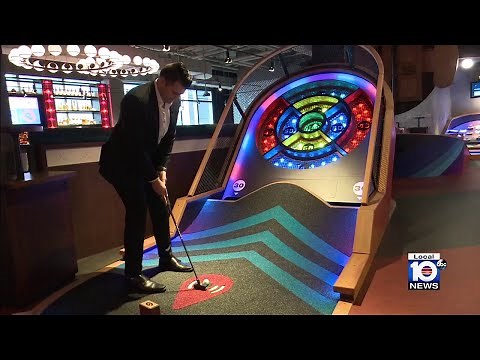 Puttshack brings high-tech indoor mini golf to Miami