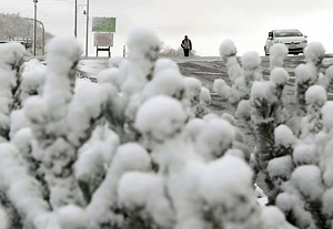 Hokkaido Mountain Pass Covered in Snow as Many Areas of North Japan See First Snow of Year