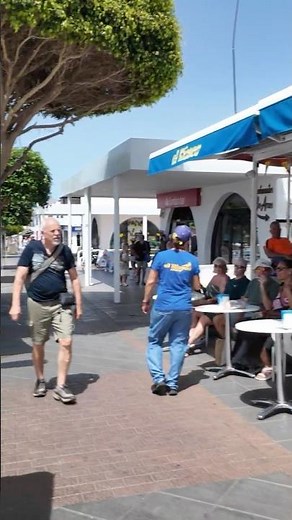 Puerto del Carmen Lanzarote Strip: El Kiosco Bar Experience