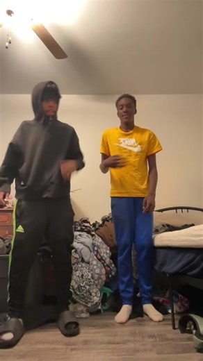 _.luv2💕💤 (@_.luv27)’s videos with original sound - ️AI