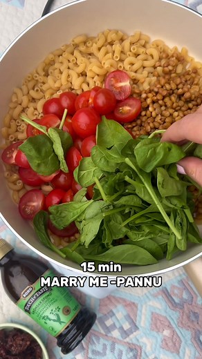 Helppo ja maukas 15 minuutin kasvisruoka