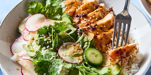 My Flavor-Packed Sesame Ginger Chicken Bowls Are Ready In Just 30 Minutes