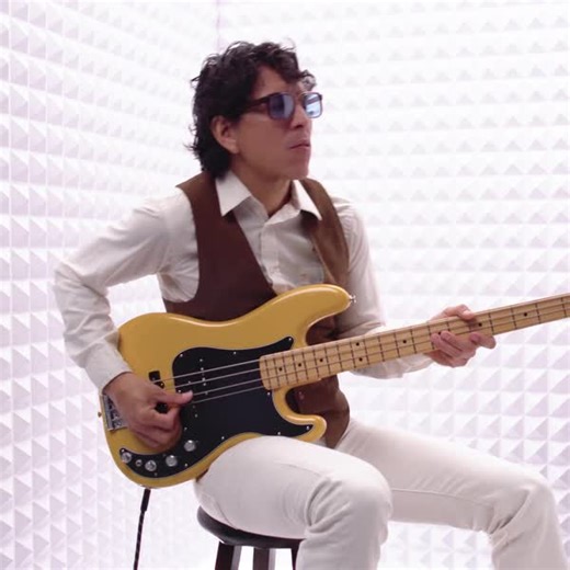 The Player II Modified Precision Bass is performance driven and comes with some player-favorite mods right out of the box. Check out the new Player II Modified Precision Bass neck and Noiseless Jazz Bass bridge pickups, open gear tuners and updated electronics: https://bit.ly/43Rsovz ft. Eduardo Arenas | Fender