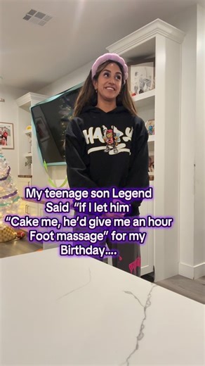 Tia 🐝 “Choosing Happy” 🙏🏽 w/ Me Sundays 4pm MST Live on Instagram: "Would you for a foot massage?!?😂⬇️vote The ending 😱😆 Tbh when you have teenagers you just want to do anything that they will want to hang with you , like you 🤪, have fun with you and make memories even “cake you” 😂 Thnx @thelegendstokes for being you. My birthday cake was pretty good even though it’s not carnivore 😂🤭 -my hoodie “TIA 🐝 HAPPY” 