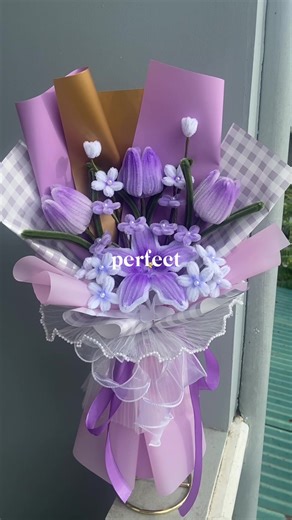 How to Wrap a Flower Bouquet: Tips and Techniques