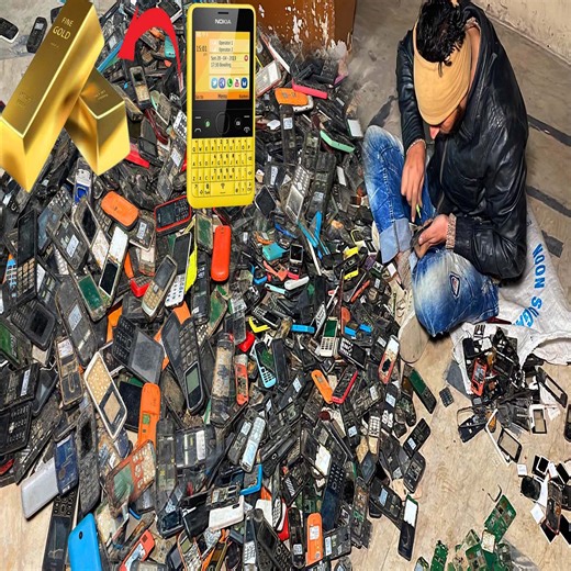 14M views · 131K reactions | Incredible! Discovery of Pure 24K Gold From Old Cell Phones || Recycling Mobiles to Recover 24K Gold Recycling Mobiles to Recover 99.9% Pure 24K Gold, witness the astonishing process of extracting 24K gold from discarded cell phones! Discover how innovative recycling techniques transform electronic waste into valuable treasures. #goldrecycling #electronicwaste #24kgold #preciousmetals #EWasteManagement #goldrecovery | Random Skills | Facebook