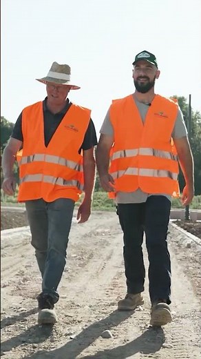 Becoming a Landscaper: Training, Duties, Salary and Career Advancement #jobs #landscaper #landsca...