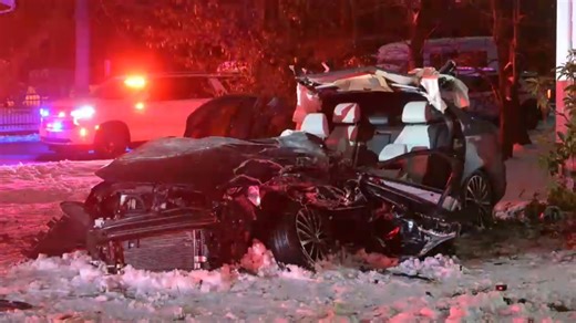 Suffolk County police investigating car crash leaving 2 people injured in North Amityville