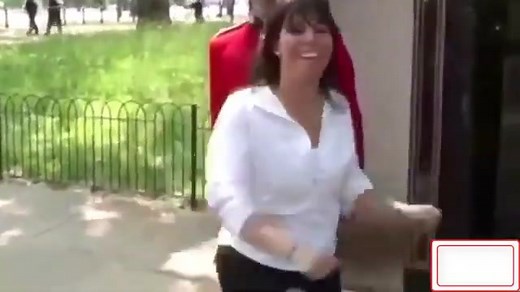 Royal Guard #funny #royalguard #guard #hilarious #gelio #haha #hahaha #funnymoments #asteia #trynottolaugh #uk #comedy #fyp #foryoupage #viral #laugh