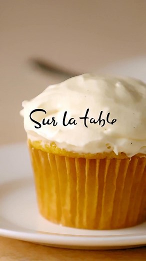 In this episode of On The Table with Chef Meredith, you’ll learn how to make a classic Italian Buttercream frosting known for its luxurious texture and stability. The recipe’s first step is to make a voluminous meringue that, on its own, is a versatile tool to have in your baking arsenal. Watch the full video https://sur-la-table.visitlink.me/b22VGI Get the recipe https://sur-la-table.visitlink.me/uoKcL9;utm_source=contentcenter&utm_medium=organicsearch&utm_campaign=italian_buttercream_video_rec