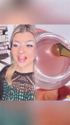 Part 2 #greenscreen #sephora #skit #pov #karen