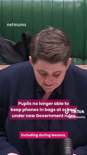 UK School Phone Ban: New Legal Rules Explained