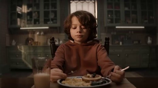 No tengas miedo (Cobweb) Tráiler VO