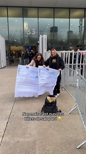 Toujours plus grand 😅 | Paris La Défense Arena