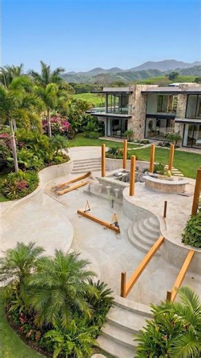 Building a World Class Outdoor Living Experience with Pool