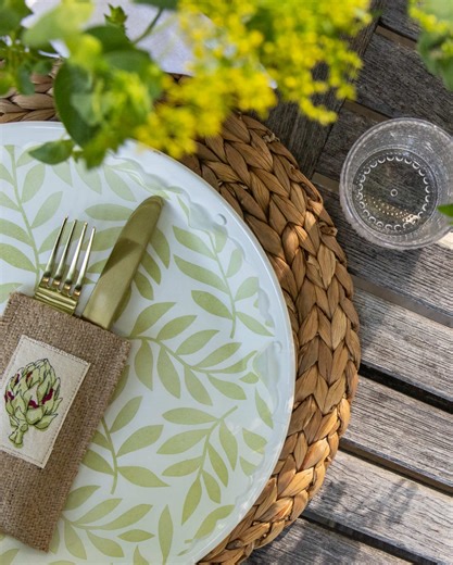 Creative Hosting Tips for a Beautiful Tablescape