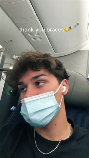 Perfectly Grown Wisdom Teeth without Complications