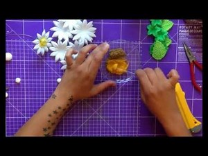 COMO HACER FLORES CON GOMA EVA. MARGARITAS, GIRASOLES Y CRISANTEMOS