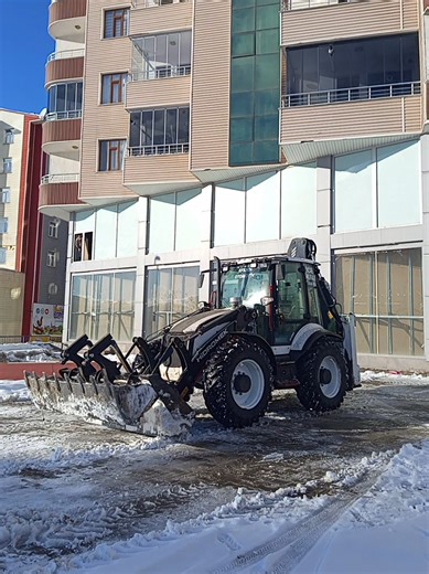 EFENDİ OTOMOTİV 7/24 YANINIZDA TEK TELEFON YANINIZDAYIZ. #beniöneçıkart #kar #keşfetteyizzz #hidromek102s #alfa