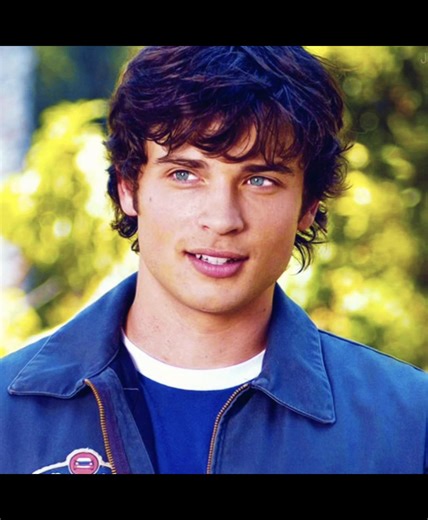 Tom Welling as Clark Kent: A Smallville Legacy