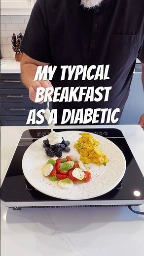 What does a diabetic eat for breakfast?