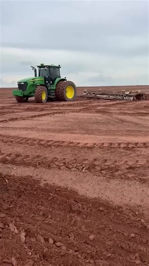 John Deere (@johndeere8r450)’s videos with оригинальный звук - 𝚖𝚞𝚜𝚒𝚌𝚏𝚘𝚛𝚢𝚘𝚞