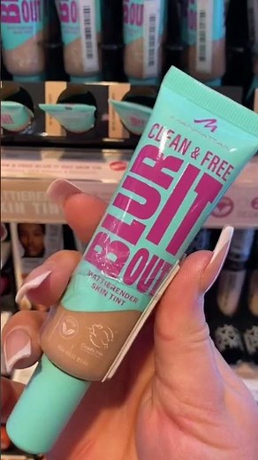 Manhattan Foundation Clean & Free Glow It Up & Blur It Skin Tint