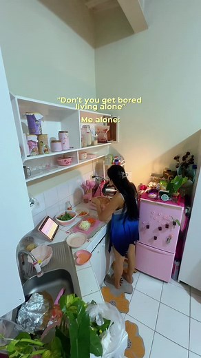 Fun Solo Activities at Home: 10 Ideas When You're Alone