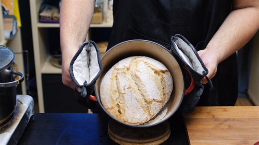 How to make avocado toast topped with a perfectly cooked long egg
