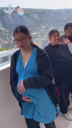 25K views · 147 reactions | 遲擄醙Alumnos de la carrera de licenciatura en Enfermería y Obstetricia realizan una dinámica de simulación de embarazo, como parte de la concientización sobre el proceso de gestación y sus dificultades, esto para la materia de Enfermería Materno Neonatal. Enfermería UNEZ擄醙遲 #Materno #Enfermeria #UNEZ #Universidad #Embarazo | Universidad Emiliano Zapata | Facebook