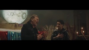 Maná & Christian Nodal - Te Lloré Un Río (Video Oficial) Escucha “Te Lloré Un Río” en tu plataforma favorita: Spotify: https://ManaOficial.lnk.to/TLlURID/sp... Apple Music: https://ManaOficial.lnk.to/TLlURID/ap... Amazon Music: https://ManaOficial.lnk.to/TLlURID/am... YouTube Music: https://ManaOficial.lnk.to/TLlURID/yo... Deezer: https://ManaOficial.lnk.to/TLlURID/de... Claro Música: https://ManaOficial.lnk.to/TLlURID/cl... ¡Sigue a Maná! https://www.facebook.com/mana/ https://www.instagram.com