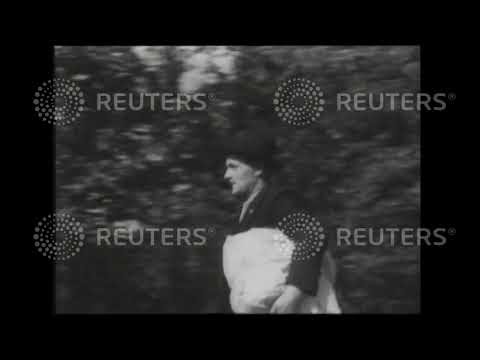 1938 CZECHOSLOVAKIA: The Czech crisis seen from both sides