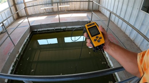 Watch Portable Fish Depth Finder Water Handheld Fish Finder on Amazon Live