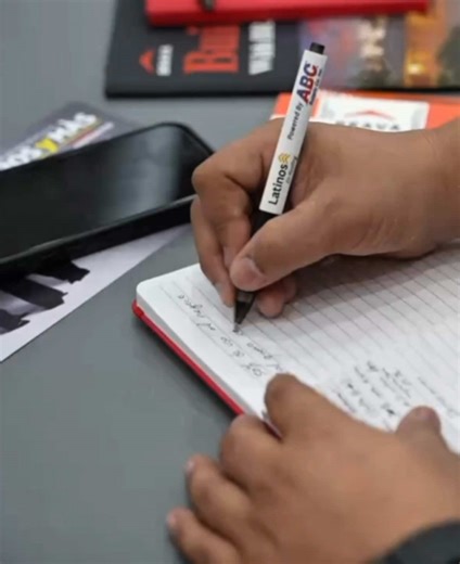 Empoderamos a emprendedores latinos, especialmente en roofing, con recursos y herramientas reales para crecer y alcanzar su máximo potencial 💬 Mándame un mensaje o visita Latinos en Roofing para conocer nuestros entrenamientos y cómo empezar hoy mismo.@Grey Roof @Marcostorotax @NRCA en Español @king&Queenofroofing @amparosancen @AldinMejia