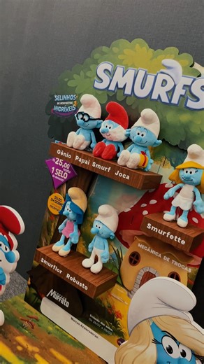 🎬 Quando a luz se acende… é porque algo mágico vai começar! 💙 Direto das telonas para o Super Muffato, chegou a coleção mais fofa do ano: os Smurfs! Junte selinhos, troque por pelúcias e viva essa aventura com a gente! ✨ Colecione momentos mágicos. Só no Super Muffato! #SmurfsNoMuffato #SelinhosDeDesconto #ColecioneComMagia #SuperMuffato #ColeçãoSmurfs #CampanhaFofaDemais | Super Muffato