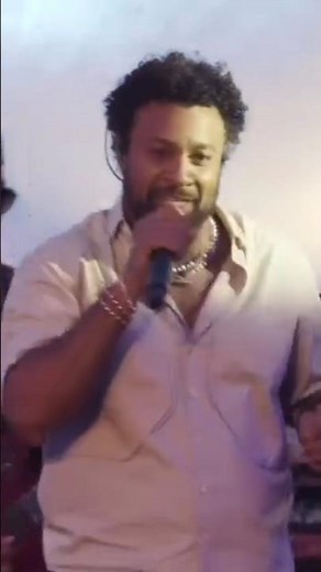 SHAGGY ....... " MR BOOMBASTIC" live performance