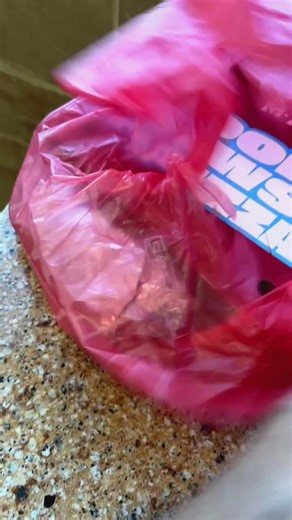 Trying the new flatbread pizza at Sheetz. 🍕 #sheetz #pizza #review | View Pittsburgh