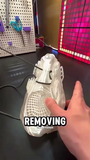 He embarrassed major sneaker brands with just $3 😳