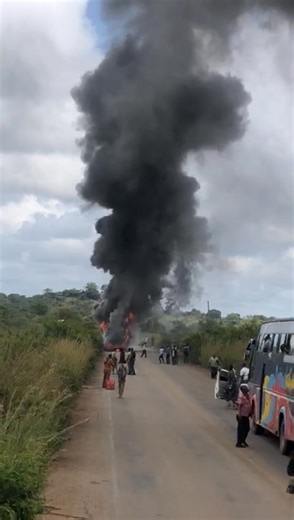 BREAKING- Bebeto bus reportedly caught fire along Nimule road The cause is not yet clear According to the eye witness reports the bus caught fire on its own and all passengers on board are being evacuated and sounding safe. More updates to follow #JubaEyeUpdates | Juba Eye