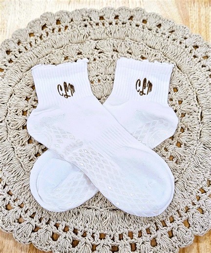Monogrammed Ruffle Socks: Non-slip Grip, Personalized Crew Socks - Etsy