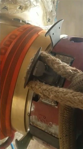 Can a Rope Stop a Giant Ship? 😱