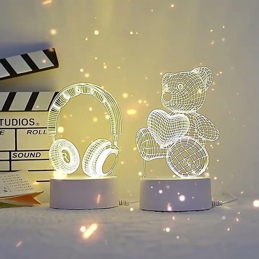 Dreamy Luminous Cartoon LED Acrylic Night Light Creative Ambient Light