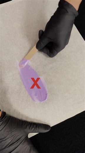 Italwax on Instagram: "The secret of the spatula angle ✨ A clean application starts with one simple detail: your spatula at 90°. ✅ Better control ✅ Longer, smoother strips ✅ Cleaner edges & less product waste Pro tip: don’t “butter” the wax—apply with confidence and consistent pressure. Save this reel for your team training #Italwax #ProWaxing #WaxingTips #SalonEducation #BeautyProfessionals"