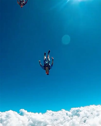 Skydivingloyal on Instagram: "Meet @timmy_hunckler and his signature move! 😂💦 🔞 • 📸 Via 🎥 @piti_puaproductions All credit are reserved for their respective Owners • 💥Contact for credit/removal=> @ fixposts • 🛍️Grab your T-Shirt today! 💥𝐆𝐨 𝐭𝐨 𝐭𝐡𝐞 𝐰𝐞𝐛 𝐩𝐚𝐠𝐞 𝐋𝐢𝐧𝐤 𝐢𝐧 𝐁𝐢𝐨 𝐭𝐨 ▶️𝐏𝐮𝐫𝐜𝐡𝐚𝐬𝐞 𝐢𝐭! • • • • #basejumping#skydivingadventures#wingsuit#skydivinglife#skydivingsale#skydiving_everyday#skydivinggram#skydivers#skydivingpics#skydivingrocks#skydiveamazing#skydivi