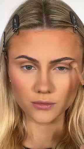 Angry Girl Makeup Is the New Mood