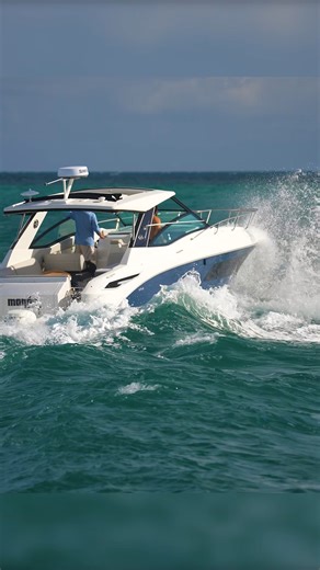 Sea Ray Navigating a Wavy Inlet! | Haulover Inlet ➡️ Follow roughinlets for more original boat action videos! #roughinlets #hauloverinlet #boyntoninlet #boyntonboats #bocainlet #bocaboats #wavyboats #hauloverboats #Miami #boatzone #boatsvshaulover #boatsdaily | roughinlets