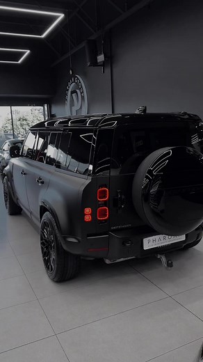 2025 Land Rover Defender 110 D350 HSE: Ultimate Armored Luxury
