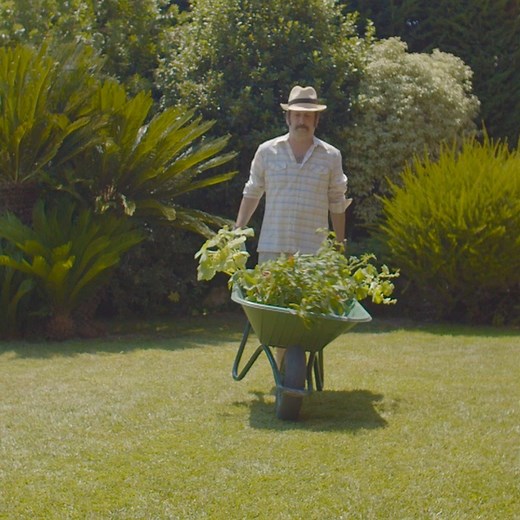 14 reactions | Avant, conduire tout droit était un défi. Aujourd'hui, avec la nouvelle Citroën C4 et son système d'assistance à la conduite sur autoroute, conduis en toute sérénité. Disponible en 100% électrique, essence ou Diesel. Configure la tienne dès maintenant sur : https://bit.ly/3hPpeyC #CitroënË_C4 #ElectricForAll #OpenTheWay | Citroën | Facebook